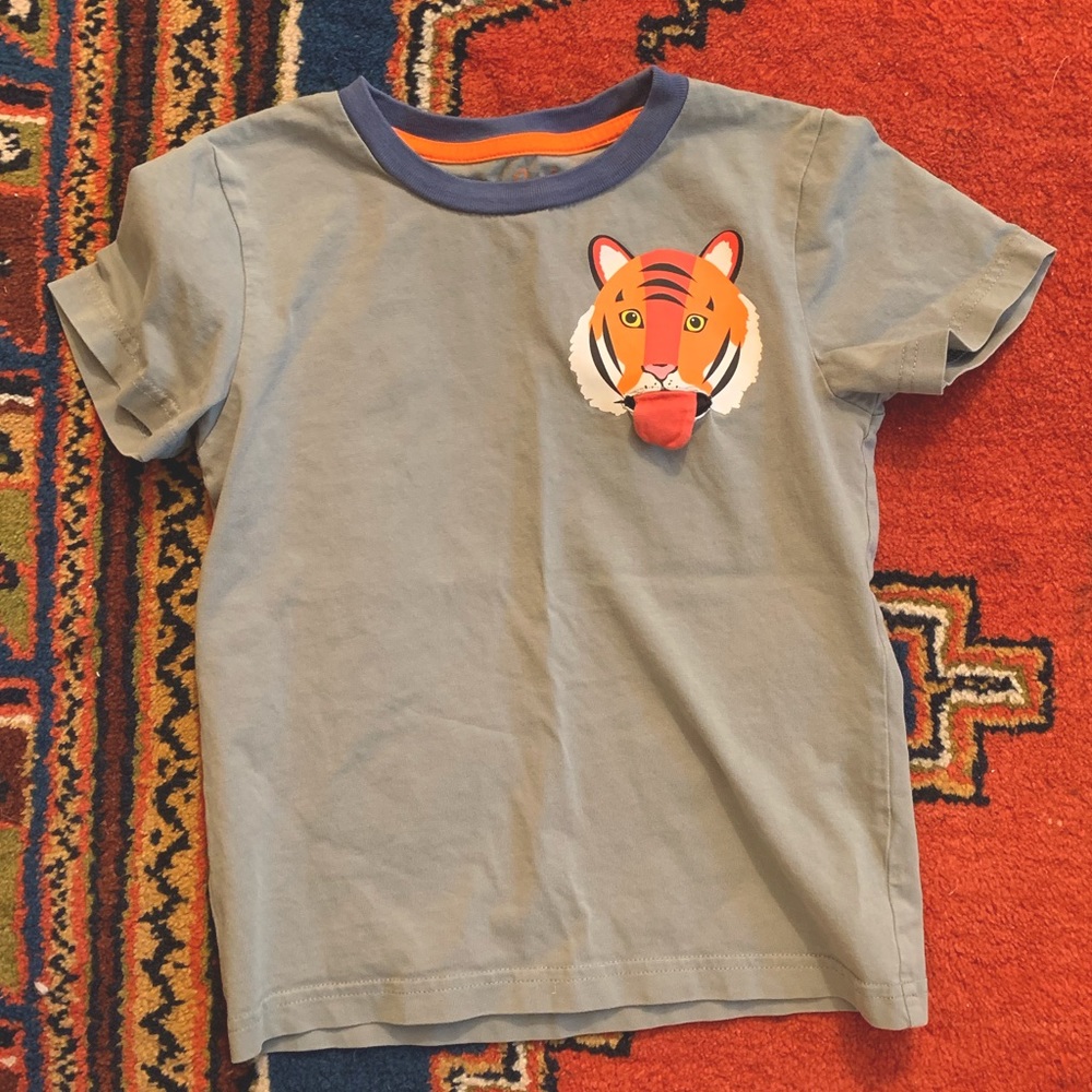 SOLD IN BUNDLE 4-5Y Mini Boden Tshirt